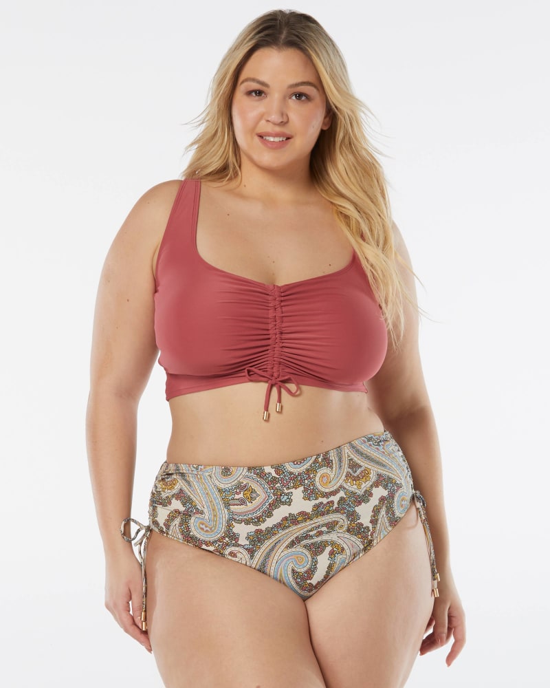 Front of a model wearing a size 34G ELEVATE BIKINI TOP in LAVA CORAL by Coco Reef. | dia_product_style_image_id:333717